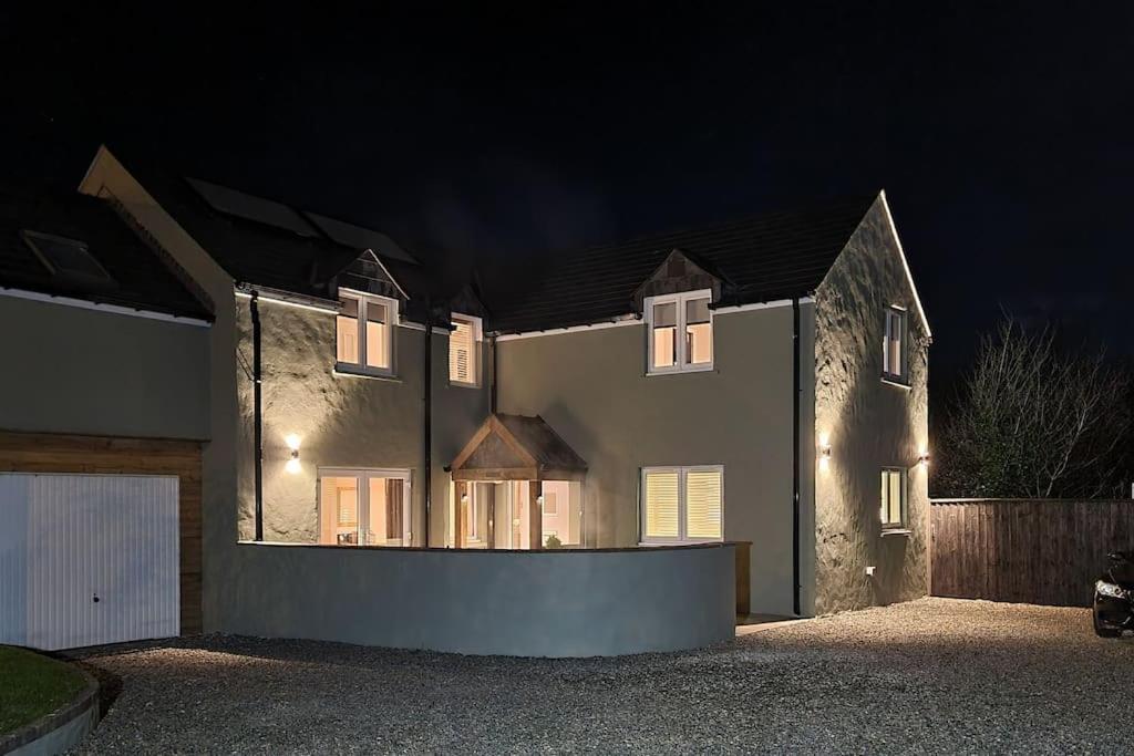Willow Lodge, Wolfscastle Haverfordwest Esterno foto